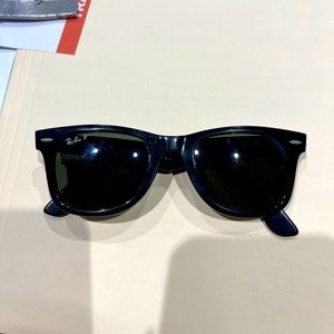 Polarized Ray bans